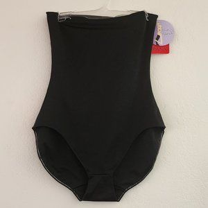 SPANX Hide & Sleek Hi-Rise Panty